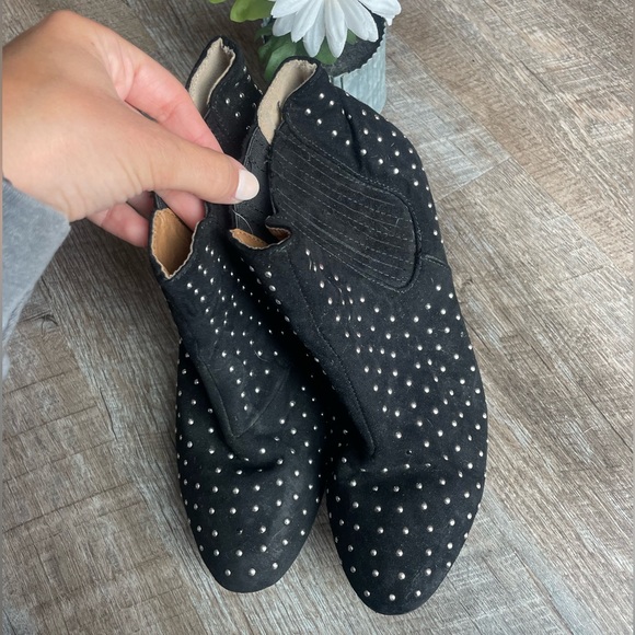Studded boots - Picture 2 of 2